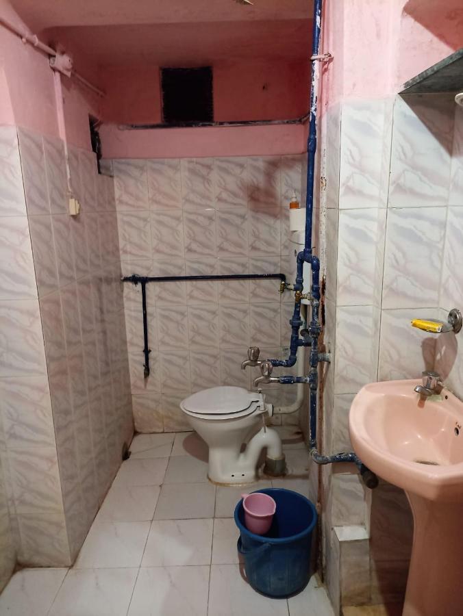 Brown Bread Bakery Guest House Varanasi Ngoại thất bức ảnh